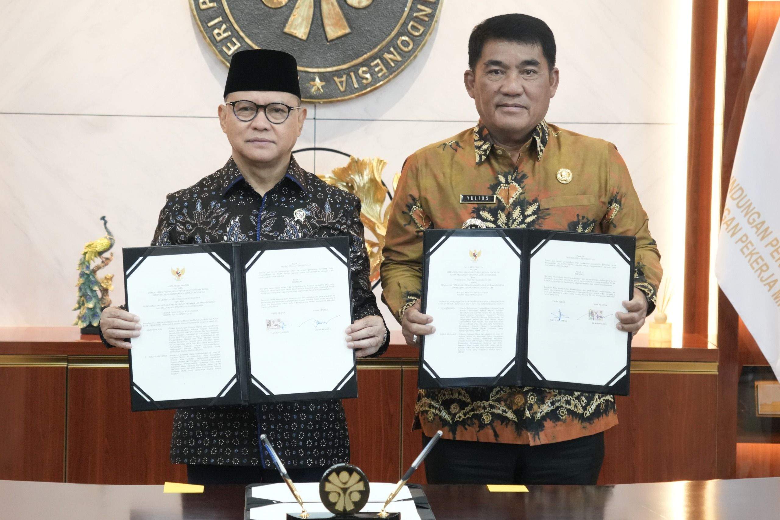 Gubernur Yulius Teken MoU dengan Menteri BP2MI, Perkuat Perlindungan Pekerja Migran
